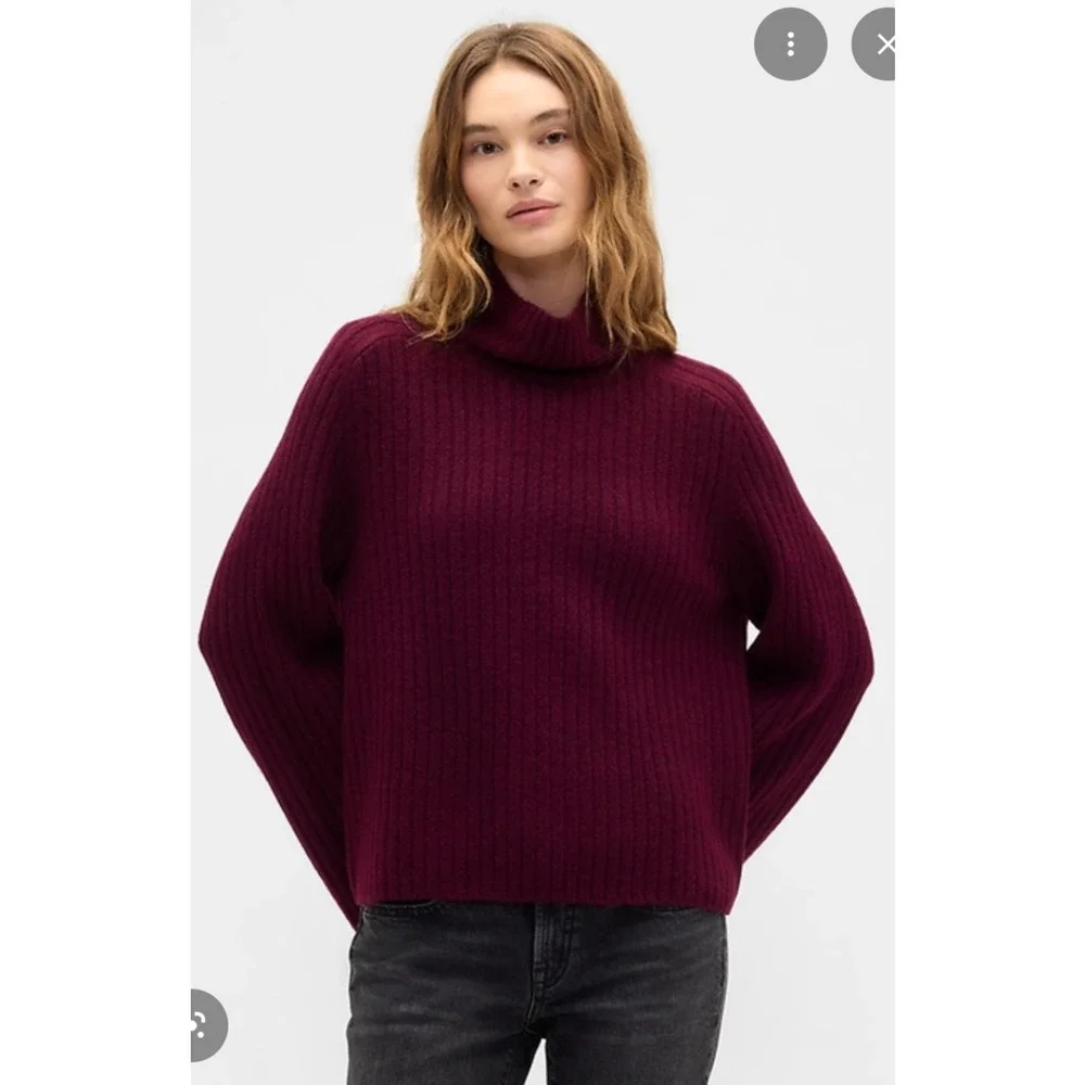 Gap Mockneck Ribbed Cozy Sweater in Beach Plum